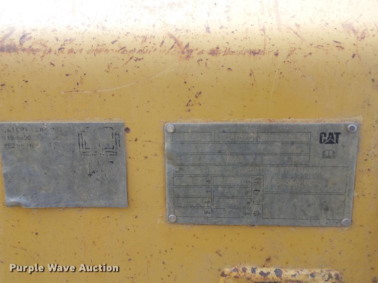 image for item L4570 2001 Caterpillar 928G wheel loader