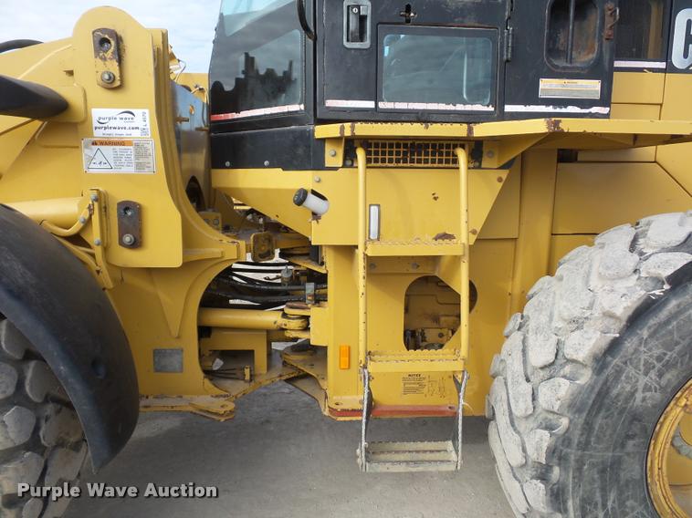 image for item L4570 2001 Caterpillar 928G wheel loader