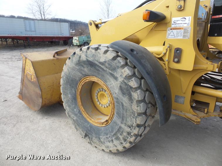 image for item L4570 2001 Caterpillar 928G wheel loader