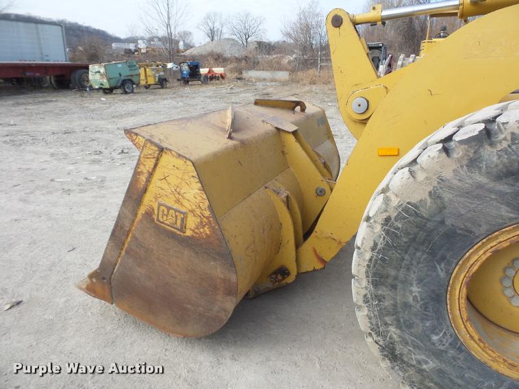 image for item L4570 2001 Caterpillar 928G wheel loader