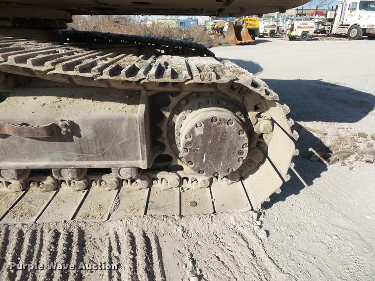 image for item L4575 2001 Hitachi EX270 LC excavator