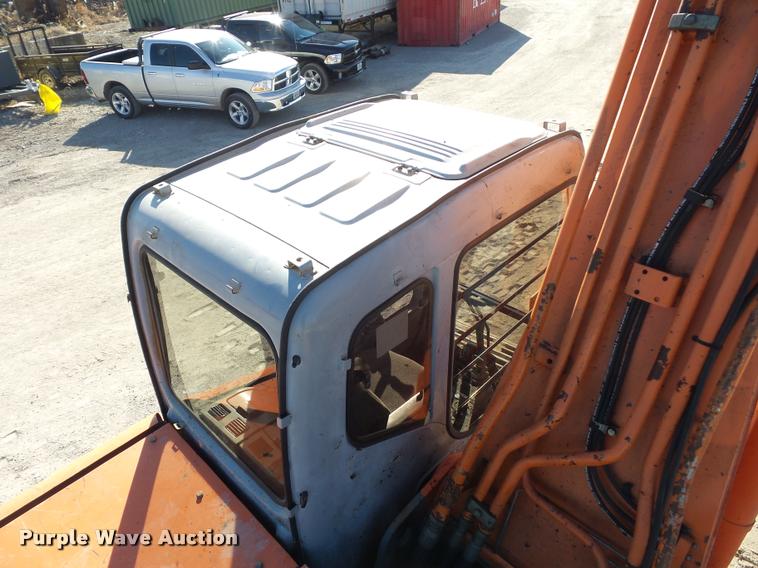 image for item L4575 2001 Hitachi EX270 LC excavator