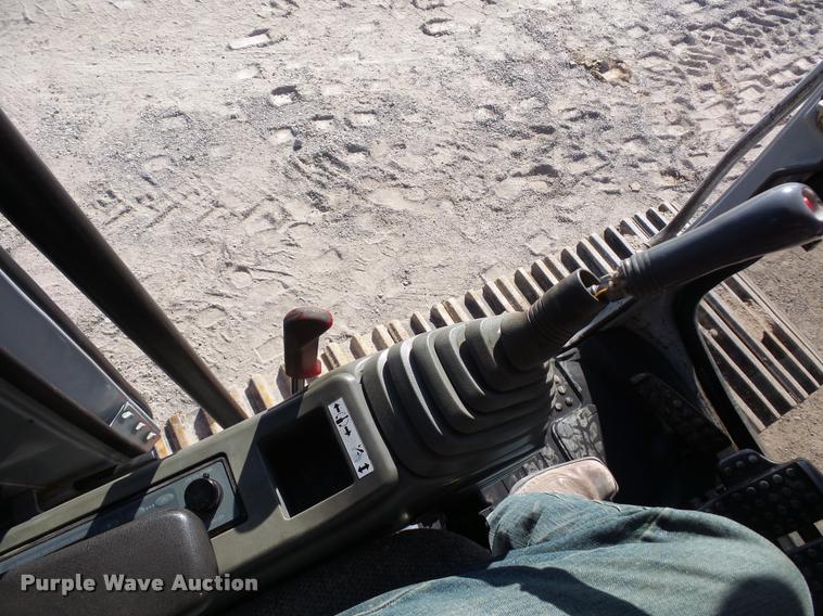 image for item L4575 2001 Hitachi EX270 LC excavator