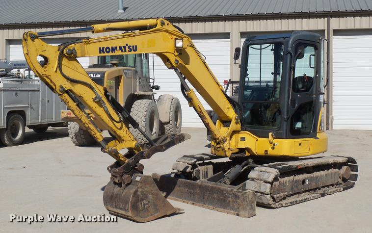 image for item L4584 2009 Komatsu PC55MR-3 compact excavator
