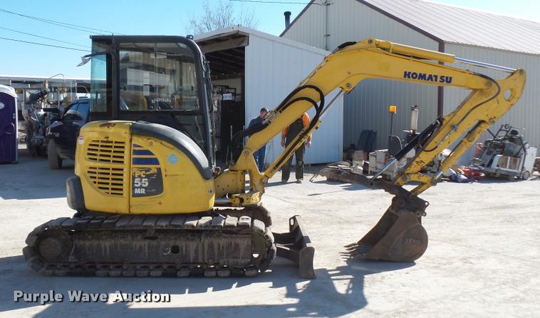 image for item L4584 2009 Komatsu PC55MR-3 compact excavator