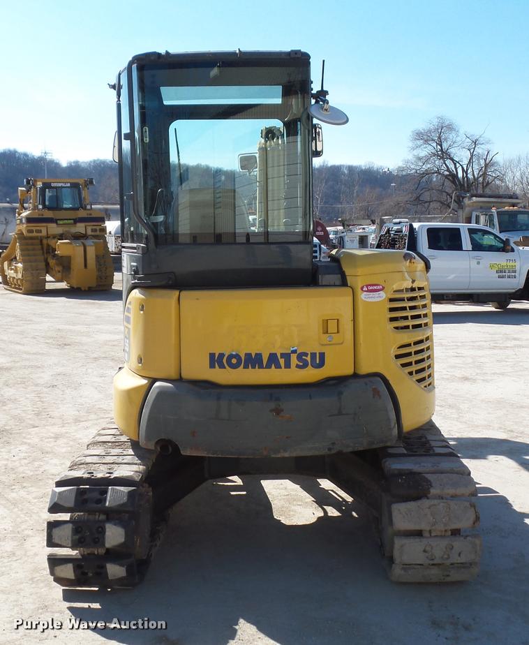 image for item L4584 2009 Komatsu PC55MR-3 compact excavator