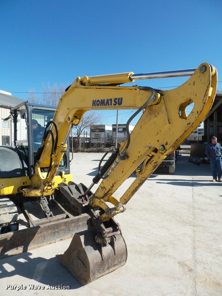 image for item L4584 2009 Komatsu PC55MR-3 compact excavator