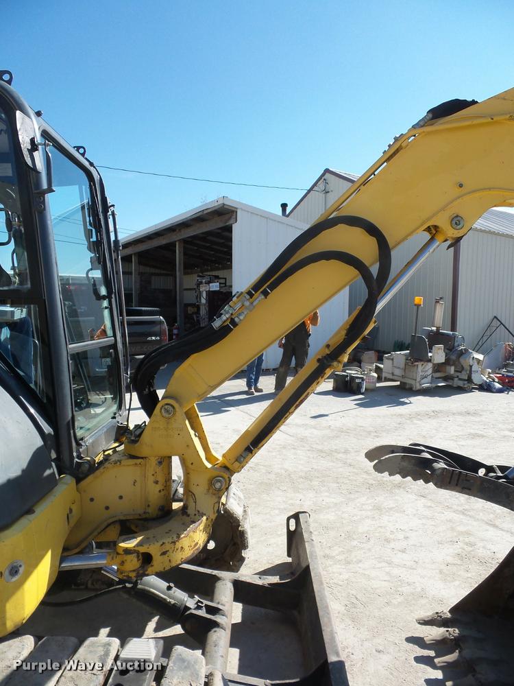 image for item L4584 2009 Komatsu PC55MR-3 compact excavator