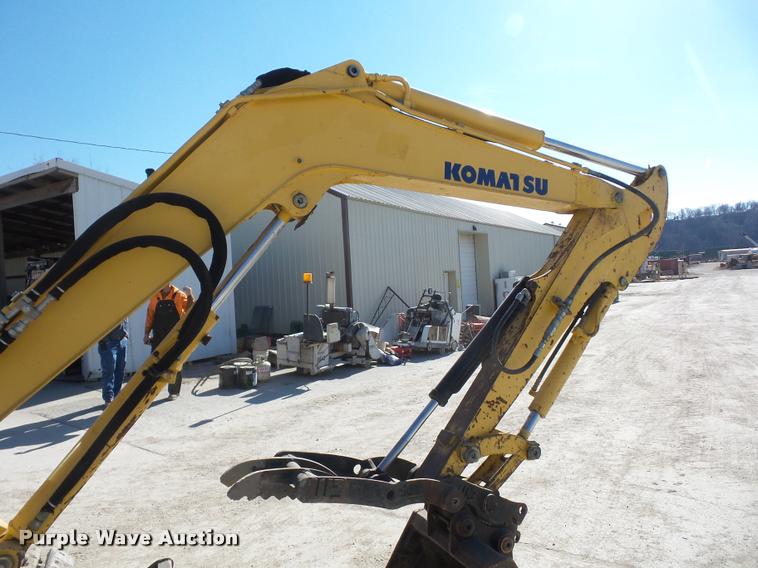 image for item L4584 2009 Komatsu PC55MR-3 compact excavator