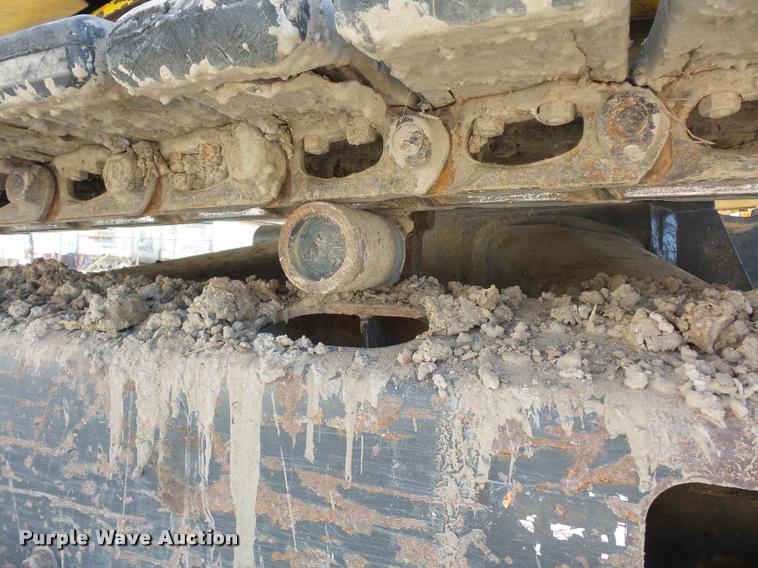 image for item L4584 2009 Komatsu PC55MR-3 compact excavator