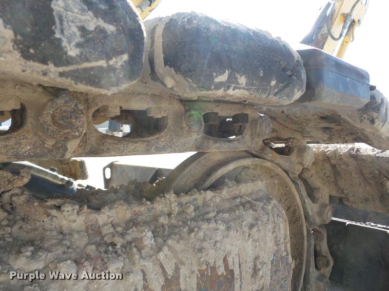 image for item L4584 2009 Komatsu PC55MR-3 compact excavator