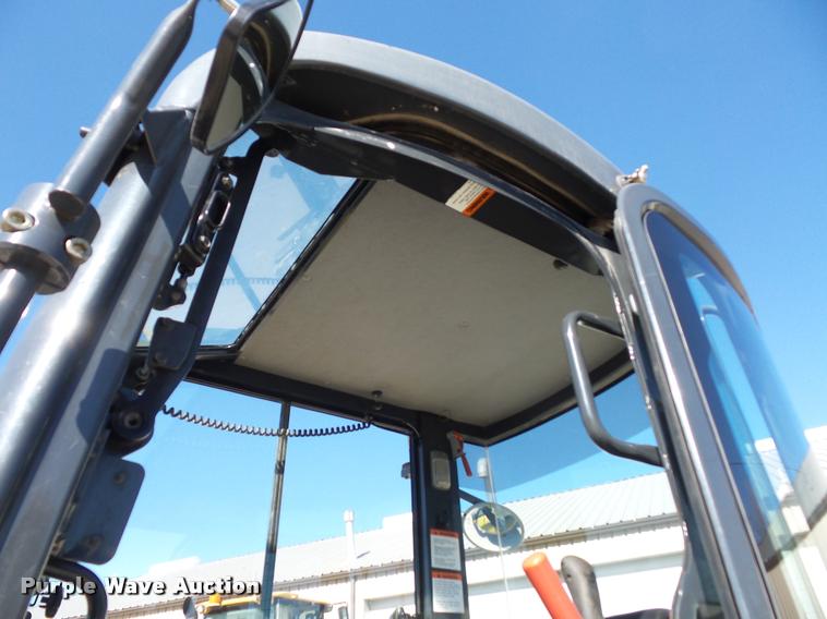 image for item L4584 2009 Komatsu PC55MR-3 compact excavator