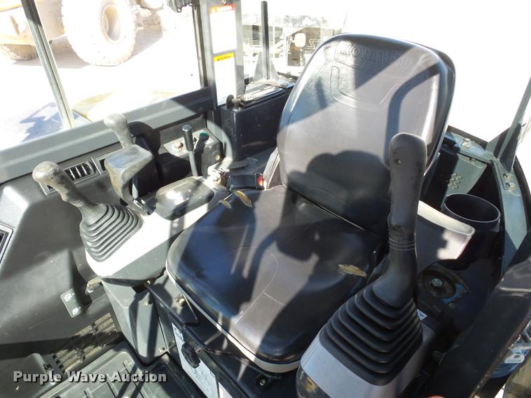 image for item L4584 2009 Komatsu PC55MR-3 compact excavator