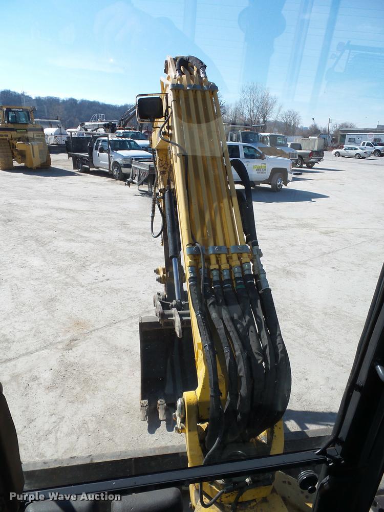 image for item L4584 2009 Komatsu PC55MR-3 compact excavator