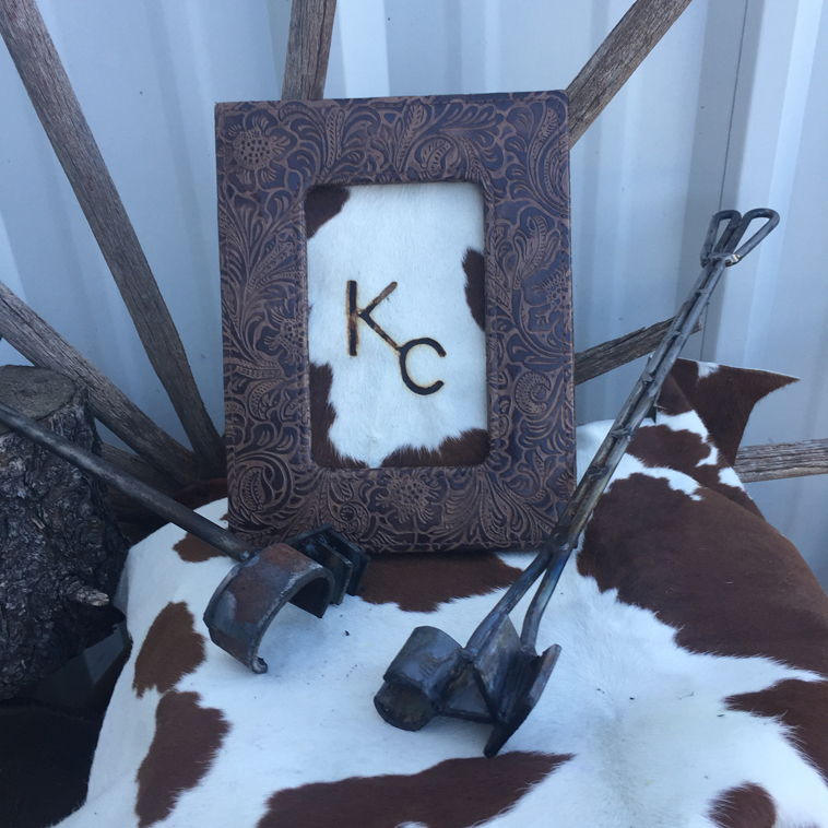 image for item DL9235 Handcrafted Branding Iron