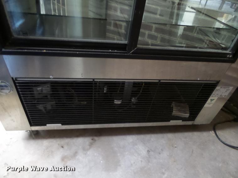 image for item AP9298 RPI Industries refrigerated display case