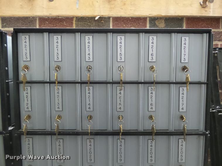 image for item AP9299 (15) Salisbury aluminum 12-unit mailboxes