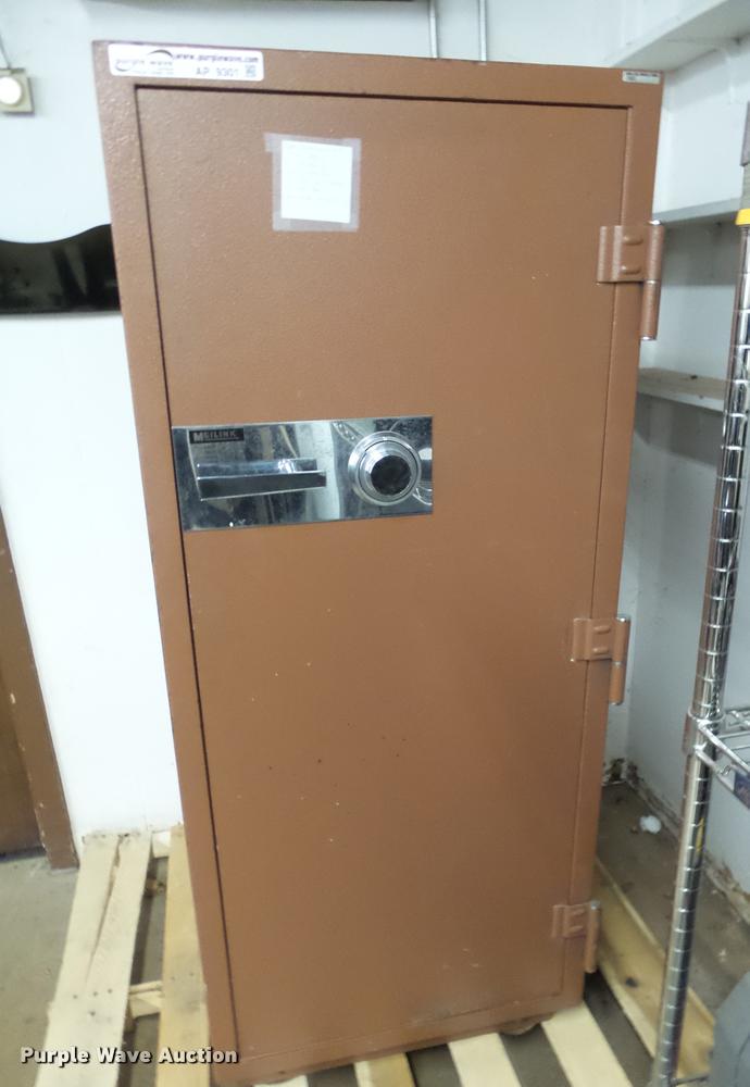 image for item AP9301 Meilink safe