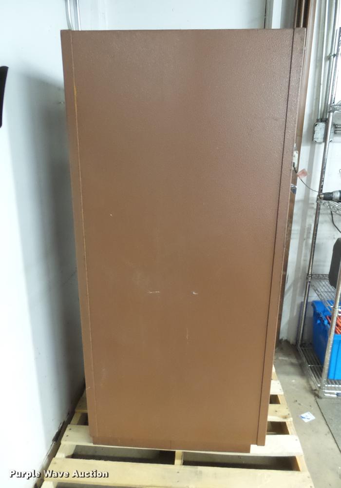 image for item AP9301 Meilink safe