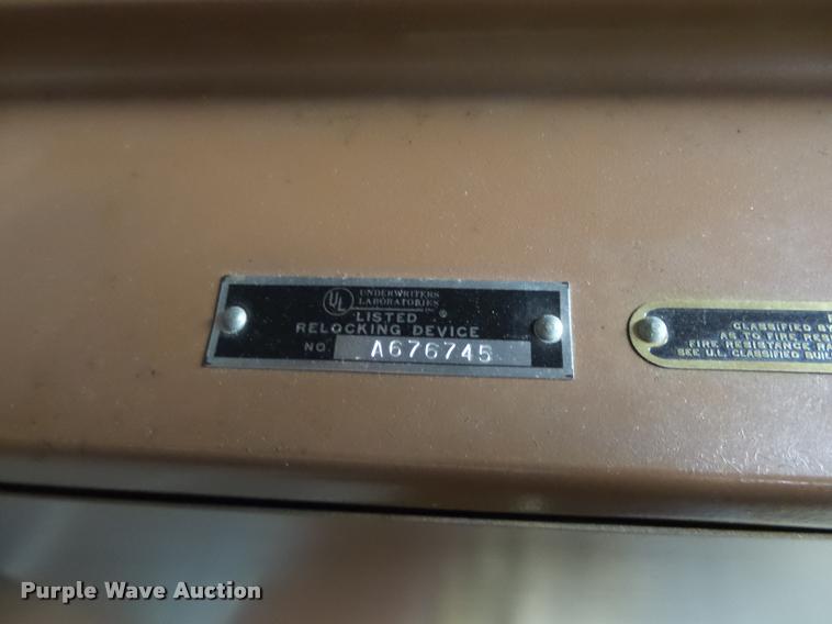 image for item AP9301 Meilink safe