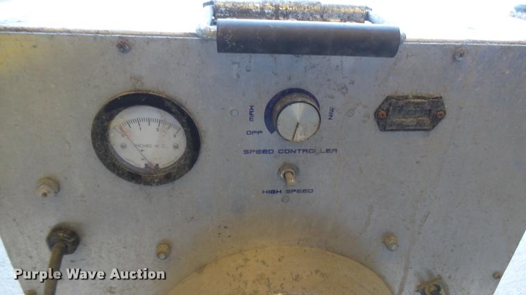 image for item AT9549 Mintie Omniaire 1000V hepa air filtration system