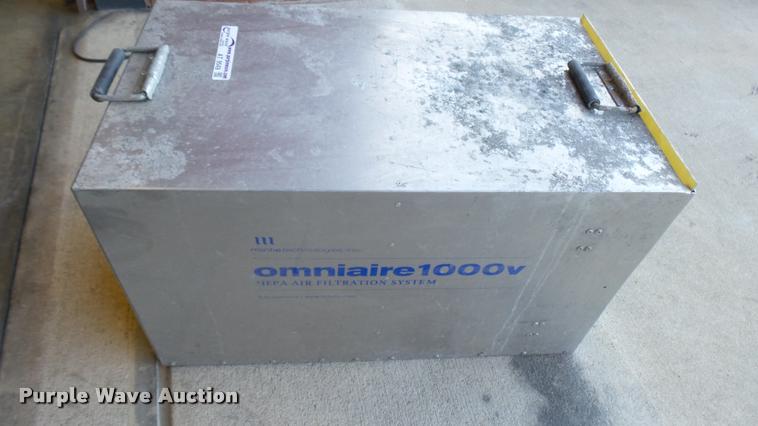 image for item AT9549 Mintie Omniaire 1000V hepa air filtration system