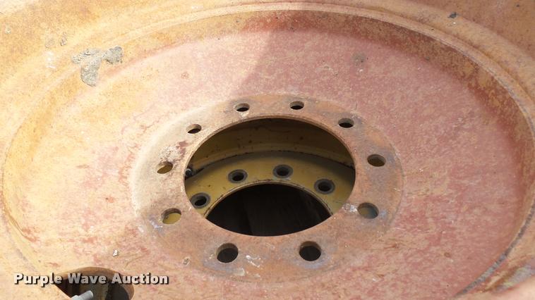 image for item AX9377 (8) 13.00-24TG smooth grader tires and wheels