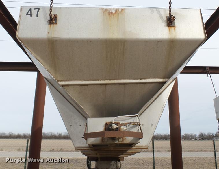 image for item AX9378 2003 Warren AC2420-14 stainless steel spreader