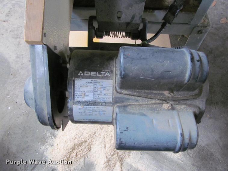 image for item BT9005 Delta table saw