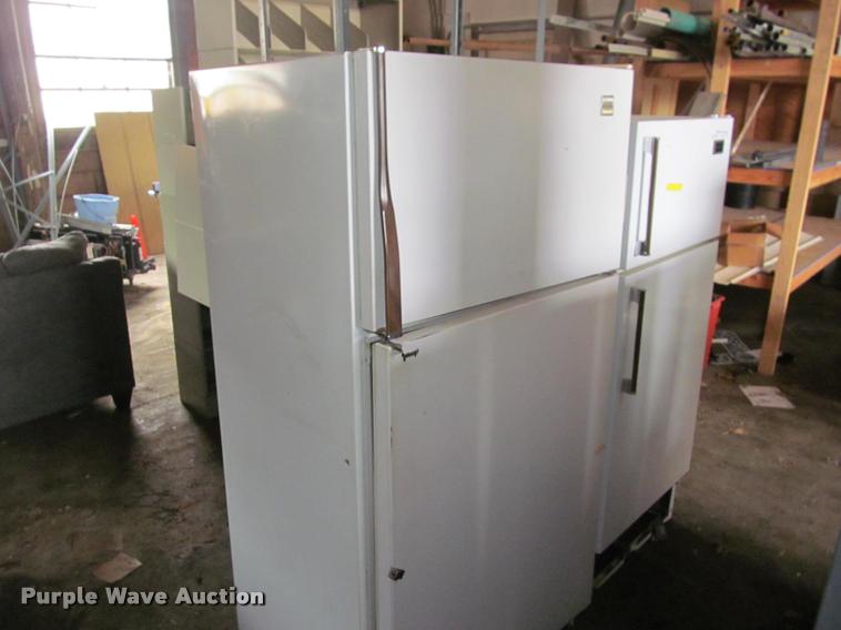 image for item BT9017 (2) Whirlpool refrigerators