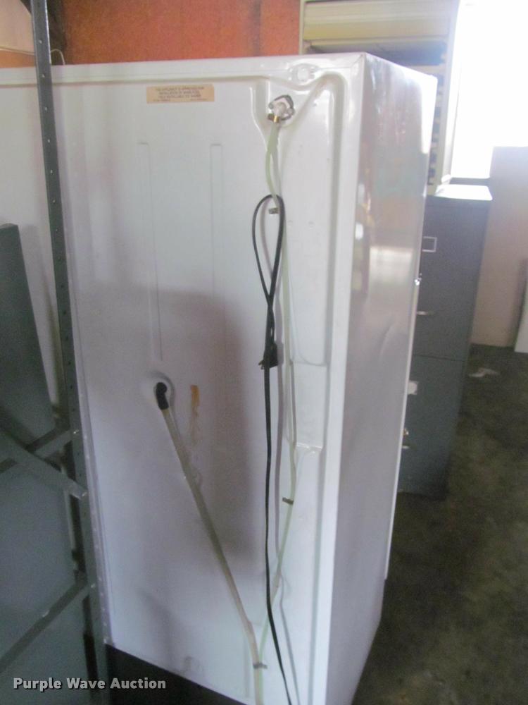 image for item BT9017 (2) Whirlpool refrigerators