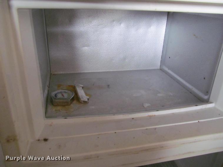 image for item BT9017 (2) Whirlpool refrigerators