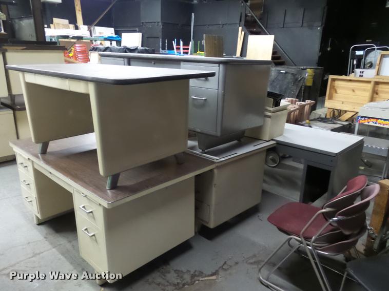 image for item BT9050 (5) desks