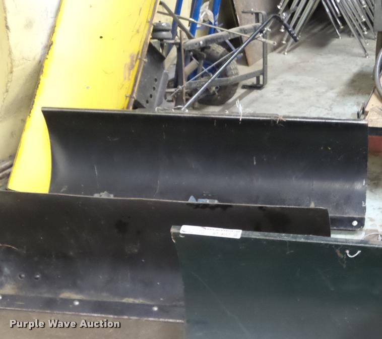 image for item BT9057 Snow blades