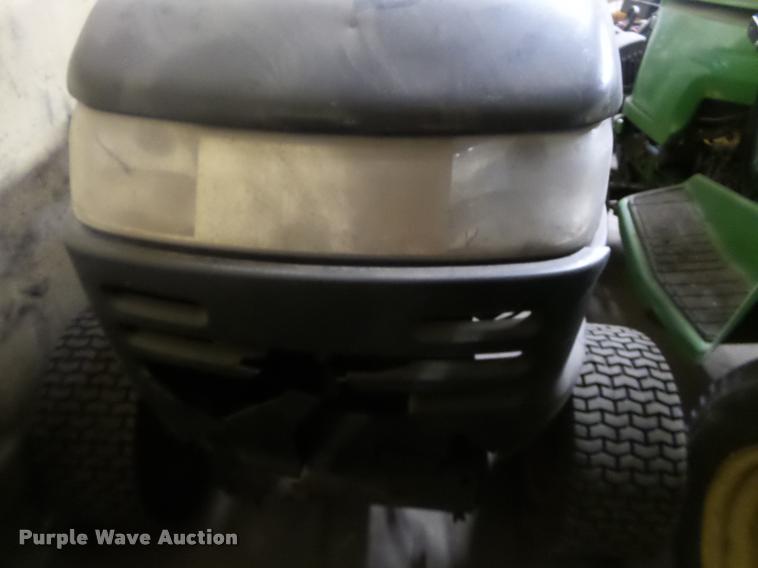 image for item BT9061 Poulan-pro lawn mower