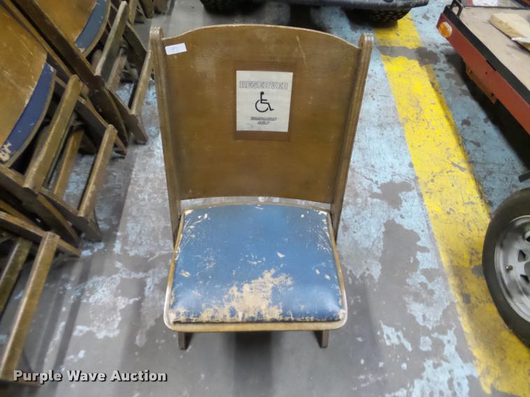 image for item BT9063 Approximately 100 wood folding chairs