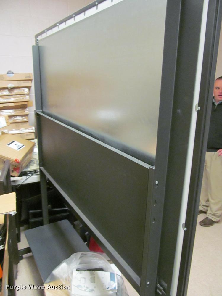 image for item BT9125 Polyvision smartboard