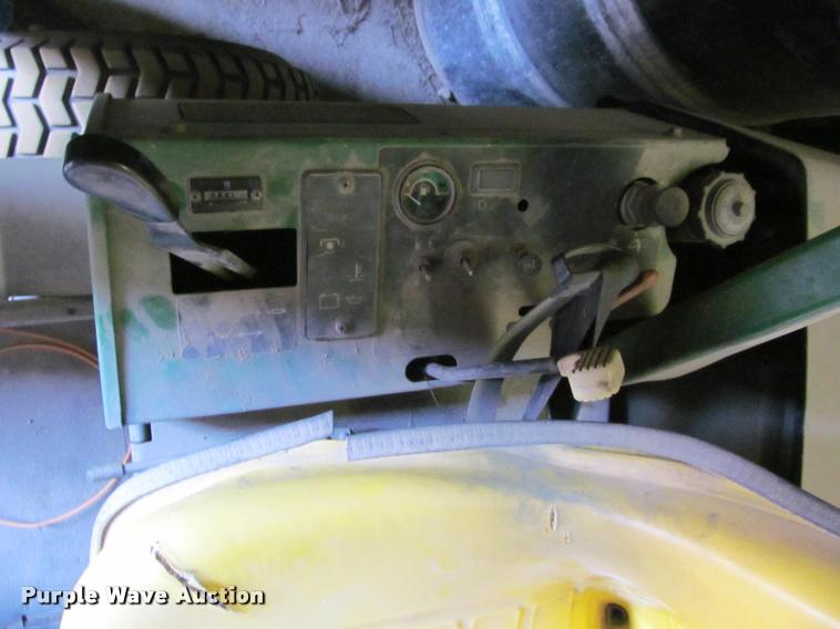 image for item BT9134 John Deere F932 lawn mower