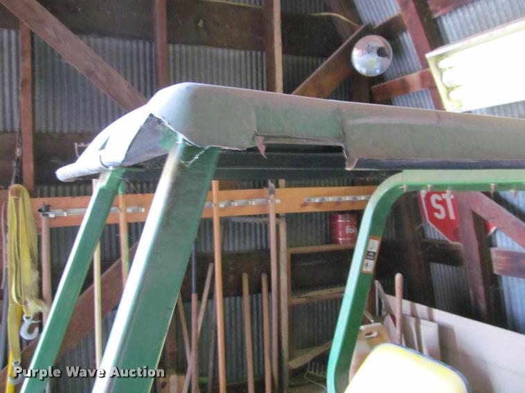 image for item BT9134 John Deere F932 lawn mower