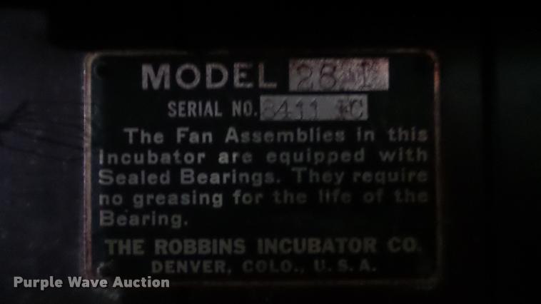 image for item BU9284 Robbins hatchery incubator