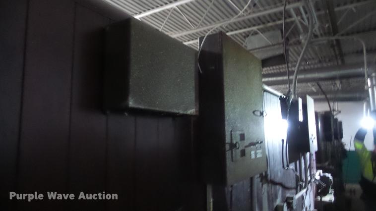 image for item BU9285 Robbins hatchery incubator