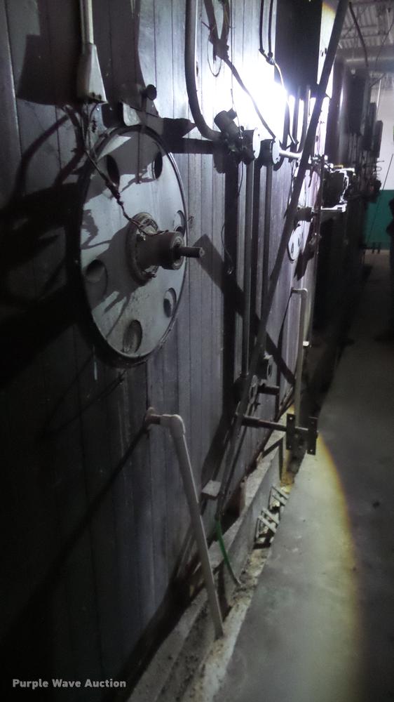 image for item BU9285 Robbins hatchery incubator