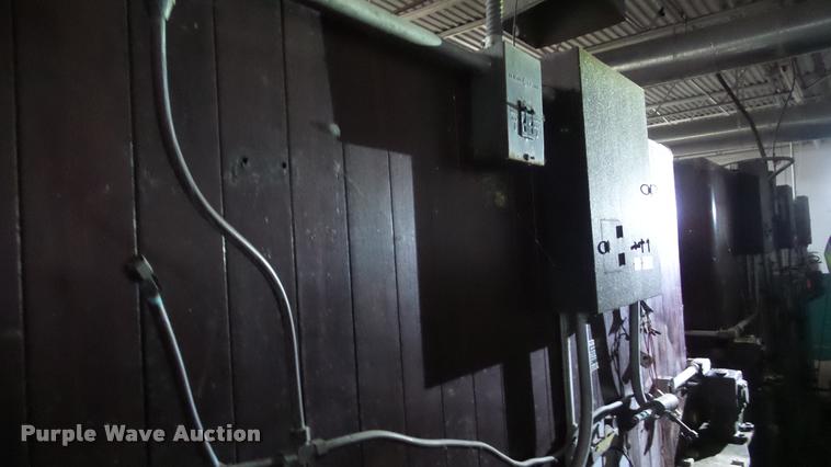 image for item BU9285 Robbins hatchery incubator