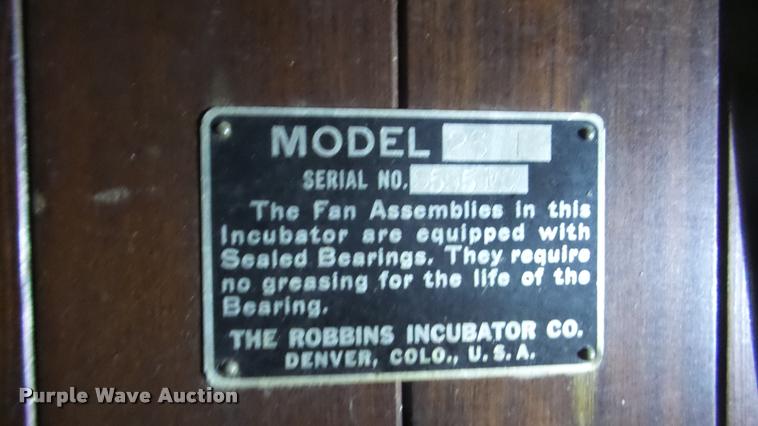 image for item BU9285 Robbins hatchery incubator