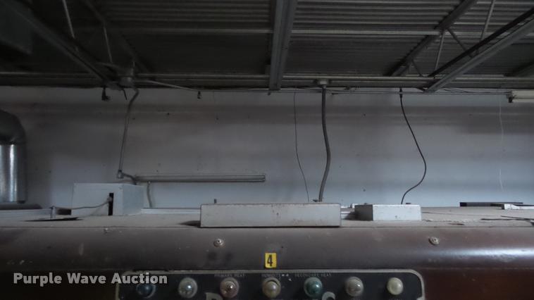 image for item BU9285 Robbins hatchery incubator