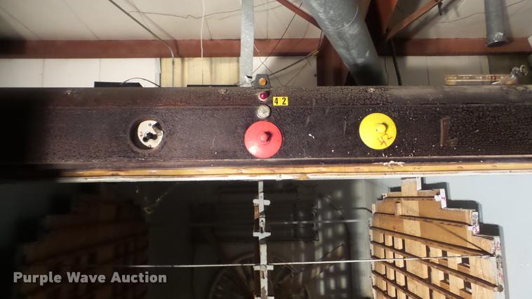 image for item BU9287 Robbins hatchery incubator