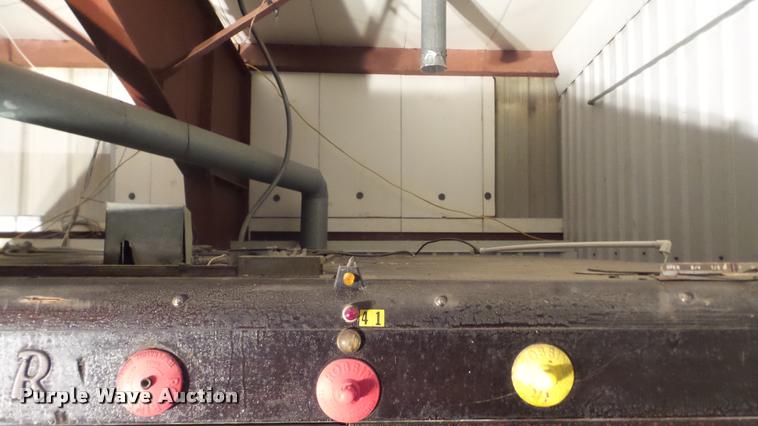 image for item BU9287 Robbins hatchery incubator