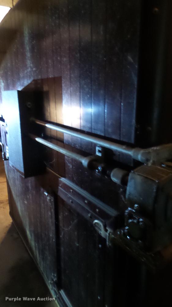 image for item BU9289 Robbins hatchery incubator