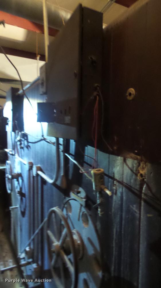 image for item BU9289 Robbins hatchery incubator