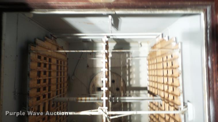 image for item BU9290 Robbins hatchery incubator